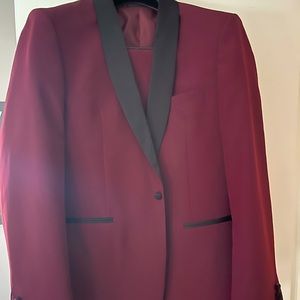 Mens Burgundy Tux with black lapel